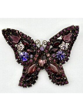 Vintage Weiss Butterfly Brooch With Multi Purple Lavender Prong Set Rhinestones~